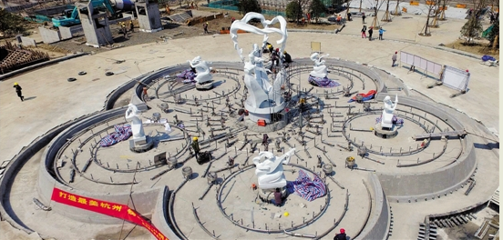 杭州重現(xiàn)地標(biāo)性雕像——八少女，輕歌曼舞展新姿