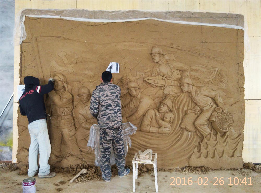 工程公告：消防題材玻璃鋼浮雕泥塑即將完工。