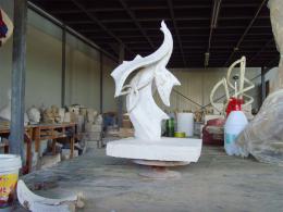 hj1748 不銹鋼雕塑—凌空之剪 小稿_青島國(guó)際服裝城不銹鋼雕塑、石雕、玻璃鋼雕塑_濱州宏景雕塑有限公司